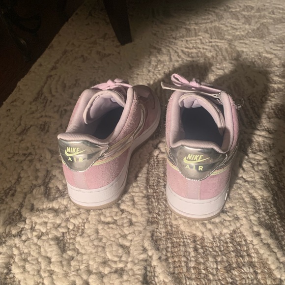 Purple Nike Air Force 1 - Picture 3 of 9